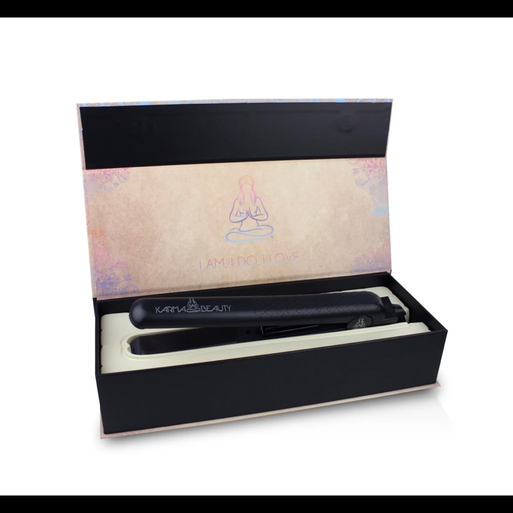 Karma Beauty Flat Iron
